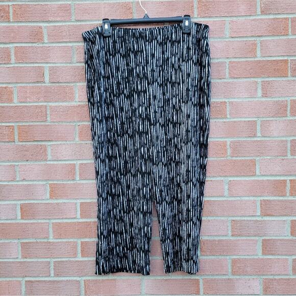 Chico's Travellers Slinky Printed Pull On Pants 3 Large - Picture 3 of 6